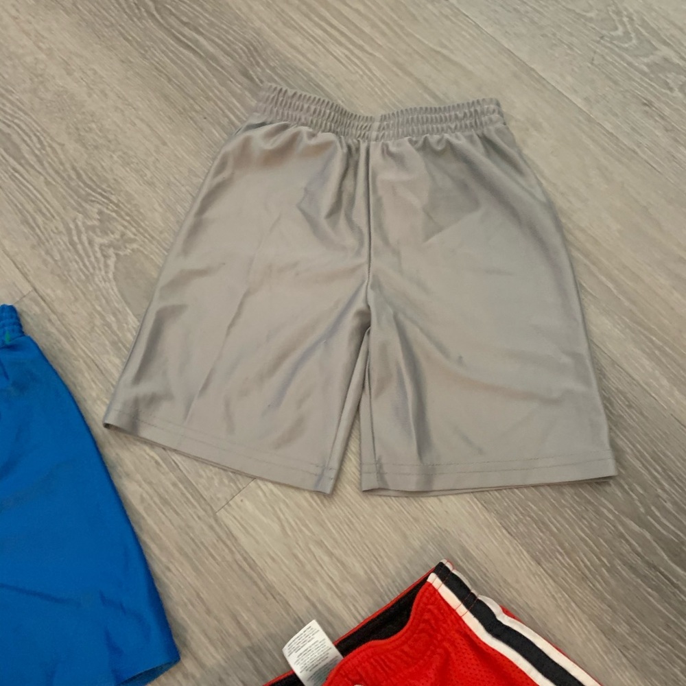 4T shorts bundle - Picture 4 of 6